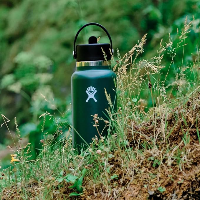 HYDRO FLASK Wide Mouth vacuum insulated stainless steel water bottle with leakproof closeable straw lid for cold water drinks, sports, travel, car and school